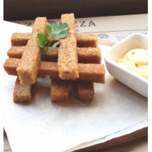 Гренки с чесночным соусом